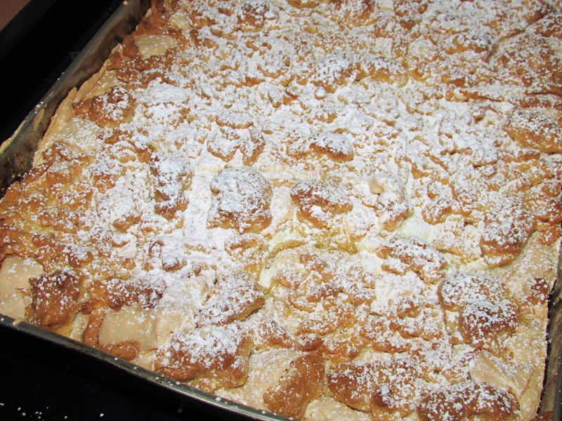 Kruche z brzoskwiniami i masą budyniową Kruche z brzoskwiniami i masą budyniową