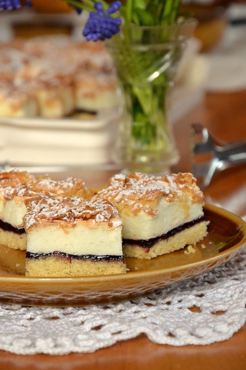 Kruche z dżemem i pianką