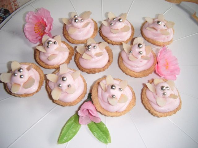 Kruche z pianką i migdałami