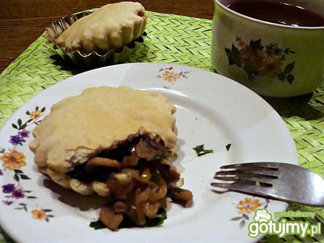 Krucho-drożdżowe paszteciki