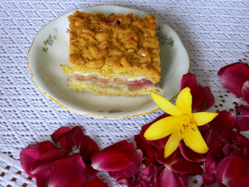 Kruchy z malinami i jabłkami Kruchy z malinami i jabłkami