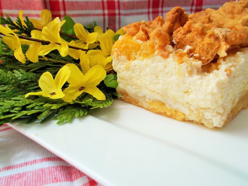 Kruchy z serem i brzoskwiniami