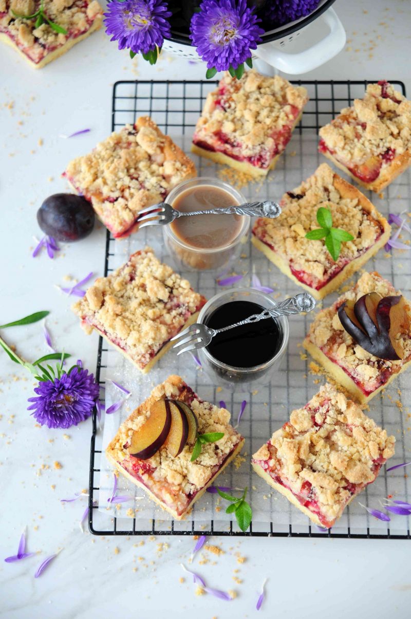 Kruchy ze śliwkami Kruchy ze śliwkami