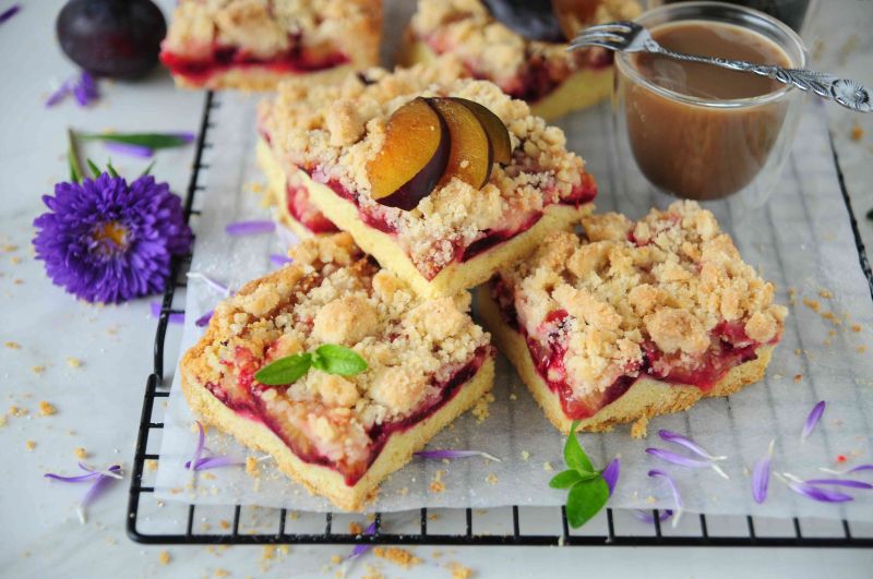 Kruchy ze śliwkami Kruchy ze śliwkami