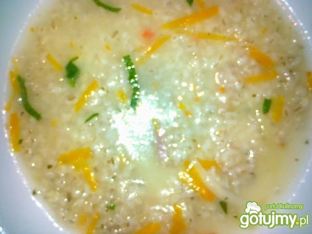 Krupnik na wędzonych żeberkach Krupnik na wędzonych żeberkach