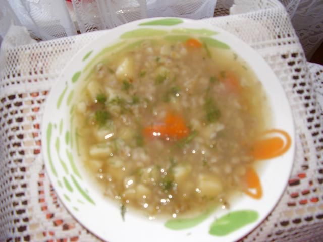 Krupnik na wołowinie z pęczakiem Krupnik na wołowinie z pęczakiem