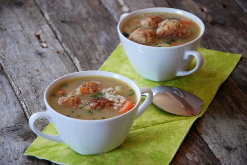 Krupnik z mięsną wkładką