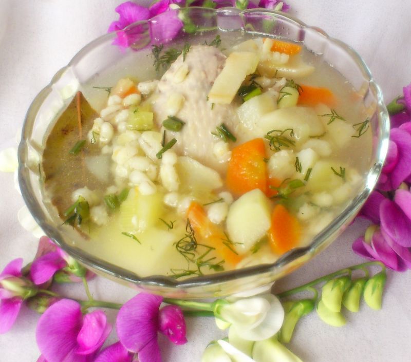 Krupnik z pęczakiem