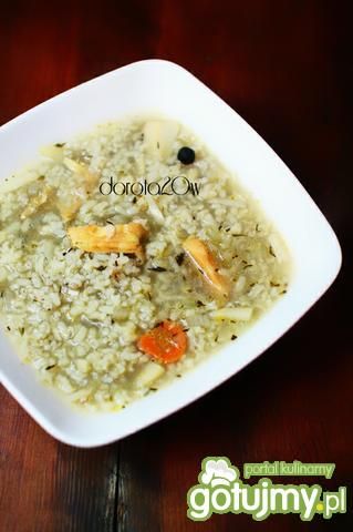 Krupnik z wędzonego łososia z ryżem Krupnik z wędzonego łososia z ryżem