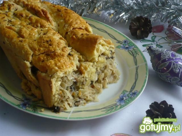 Kulebiak z kapustą i grzybami 