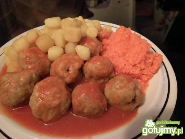 Kuleczki mielone w sosie pomidorowym Kuleczki mielone w sosie pomidorowym