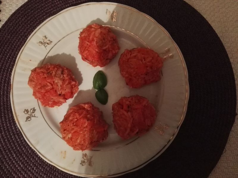 Kuleczki ryżowe z kurczakiem Kuleczki ryżowe z kurczakiem