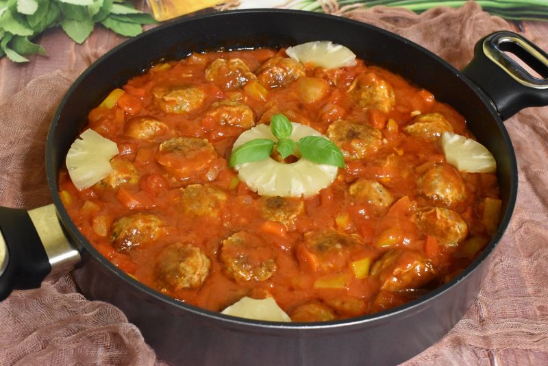 Kuleczki w sosie słodko kwaśnym Kuleczki w sosie słodko kwaśnym