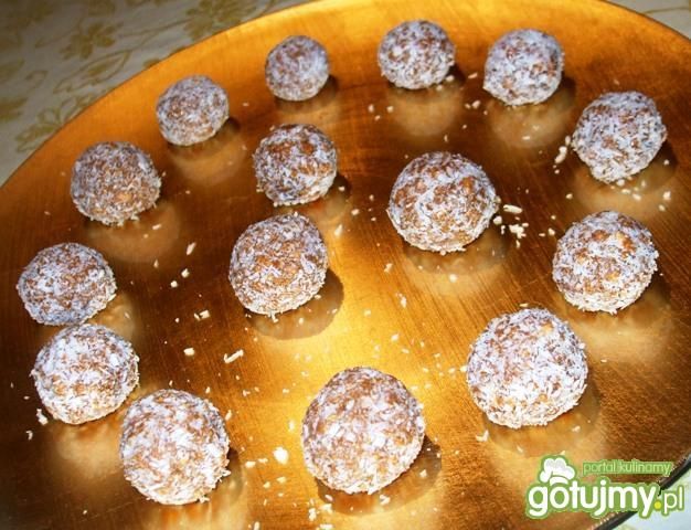 Kulki krówkowe na herbatnikach