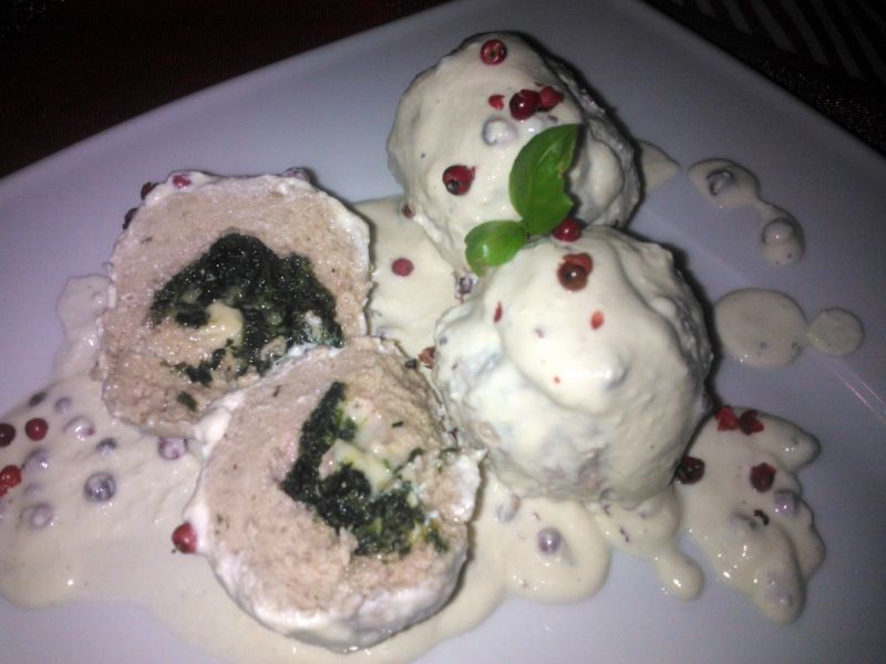 Kulki mięsne w sosie z czerwonym pieprzem