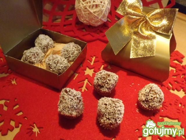 Kulki z płatków w wiórkach kokosowych