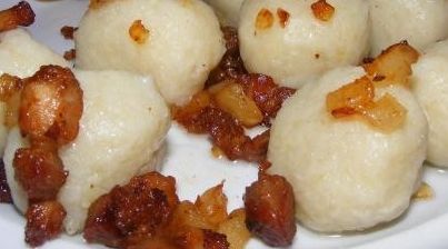 kulki z pyr z kaczką  kulki z pyr z kaczką