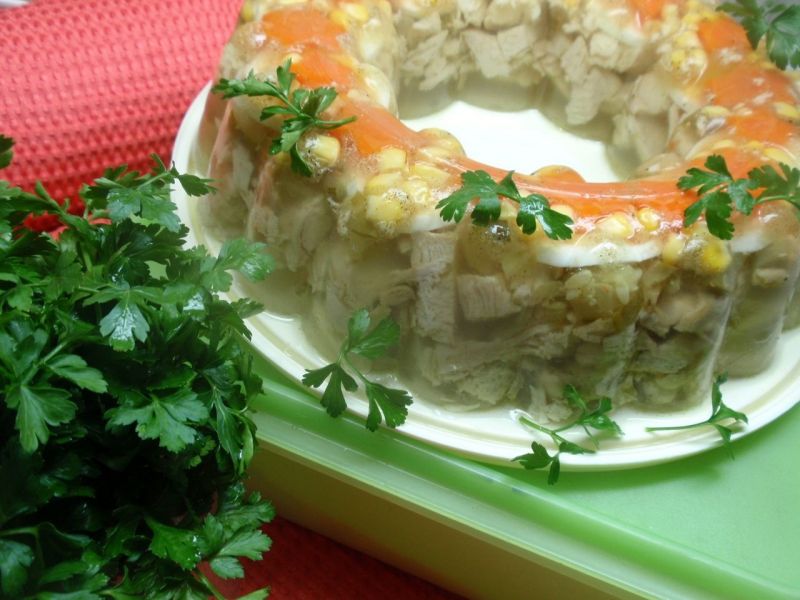 Kura w galarecie z gwiazdkami