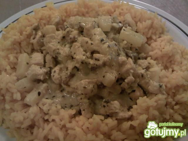 Kurczak curry na słodko z ryżem