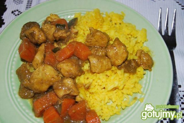 Kurczak curry z żółtym ryżem
