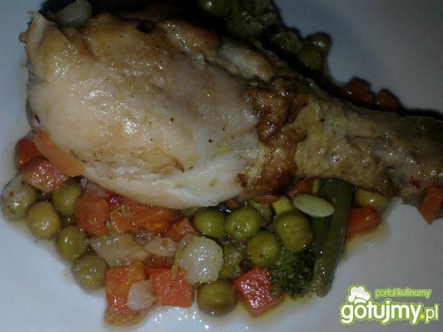 Kurczak duszony z warzywami