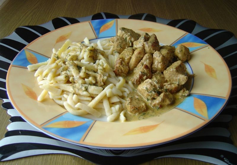 Kurczak garam masala z makaronem