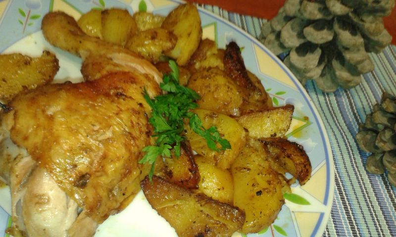 Kurczak pieczony na butelce z piwem