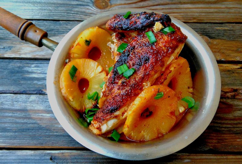 Kurczak pieczony w glazurze ananasowej Kurczak pieczony w glazurze ananasowej