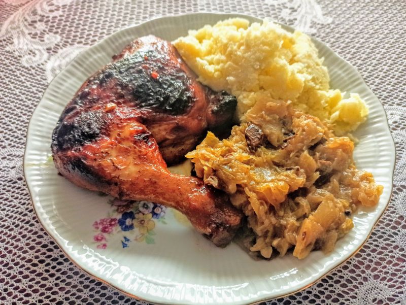 Kurczak pieczony w winnej marynacie