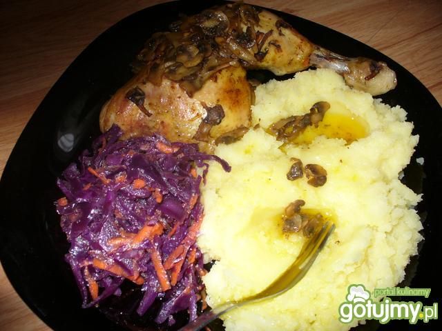 Kurczak pieczony z pieczarkami Kurczak pieczony z pieczarkami