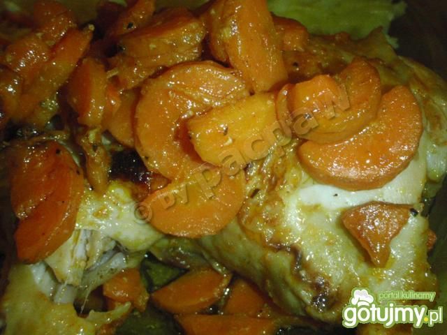 Kurczak pikantny smażony z marchewką 