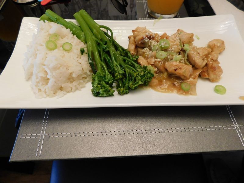 Kurczak po chińsku w cytrynowej otoczce z sezamem  Kurczak po chińsku w cytrynowej otoczce z sezamem