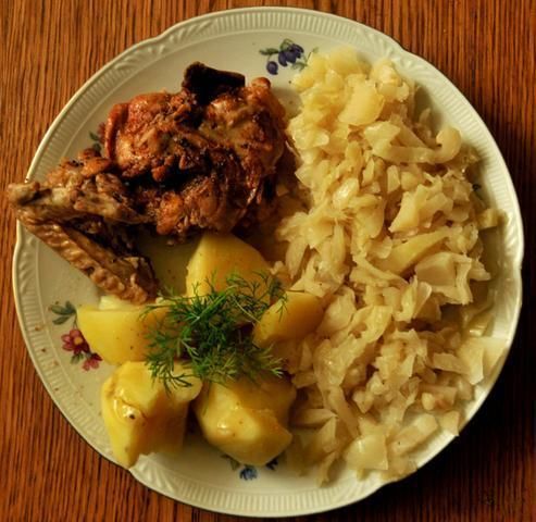 kurczak smażony z kapustą słodko-kwaśną kurczak smażony z kapustą słodko-kwaśną