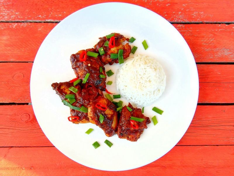 Kurczak w azjatyckim sosie BBQ