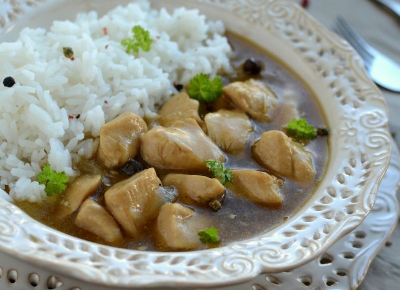 Kurczak w brązowym sosie