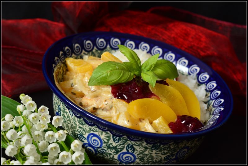 Kurczak w brzoskwiniach  Kurczak w brzoskwiniach