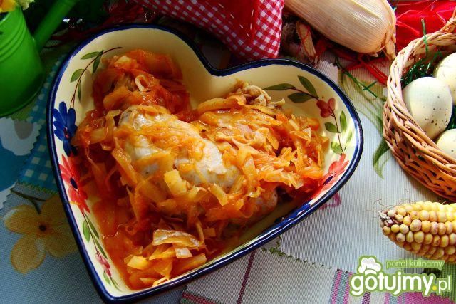 Kurczak w kapuście z kminkiem  Kurczak w kapuście z kminkiem