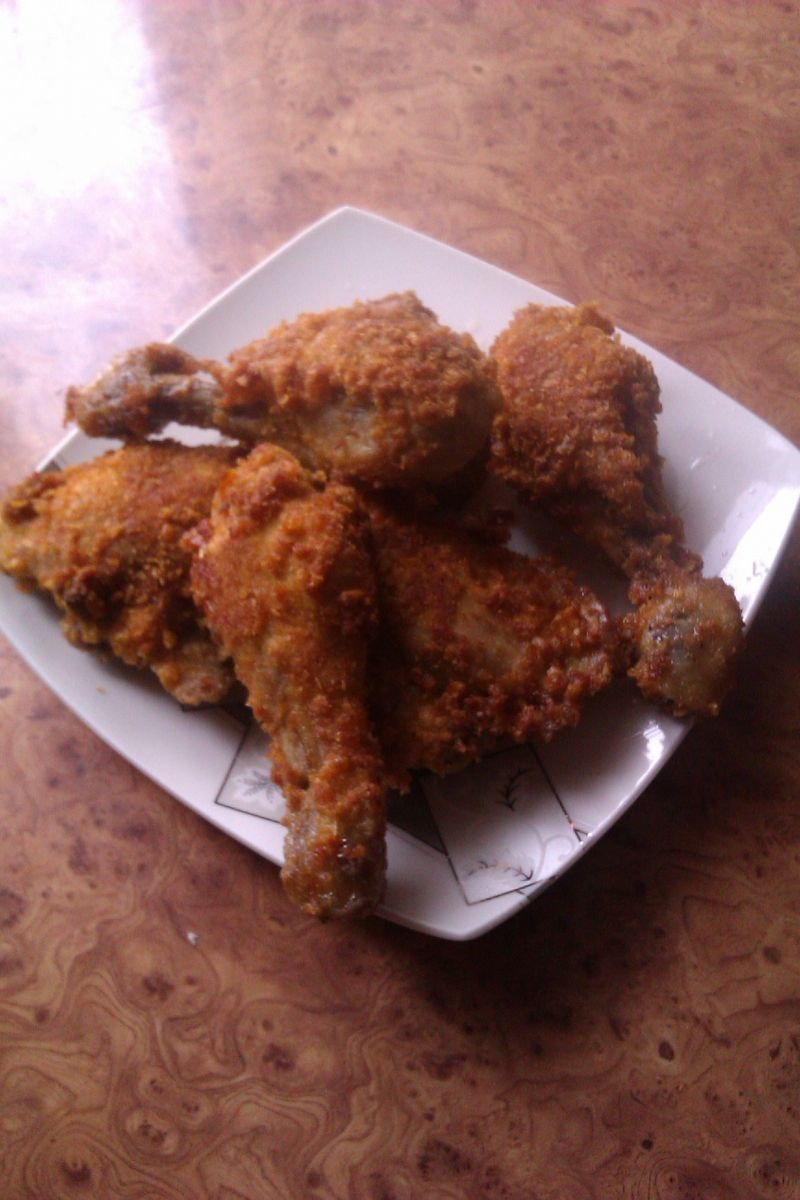 Kurczak w panierce z płatków kukurydzianych