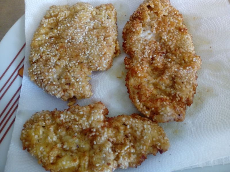 Kurczak w sezamowej panierce Kurczak w sezamowej panierce