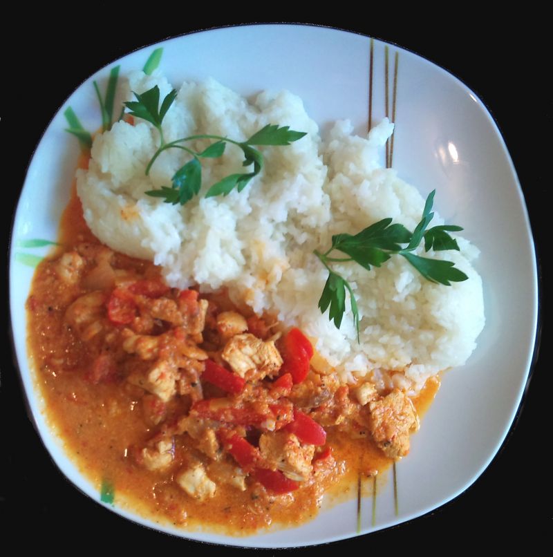 Kurczak w sosie ajvar