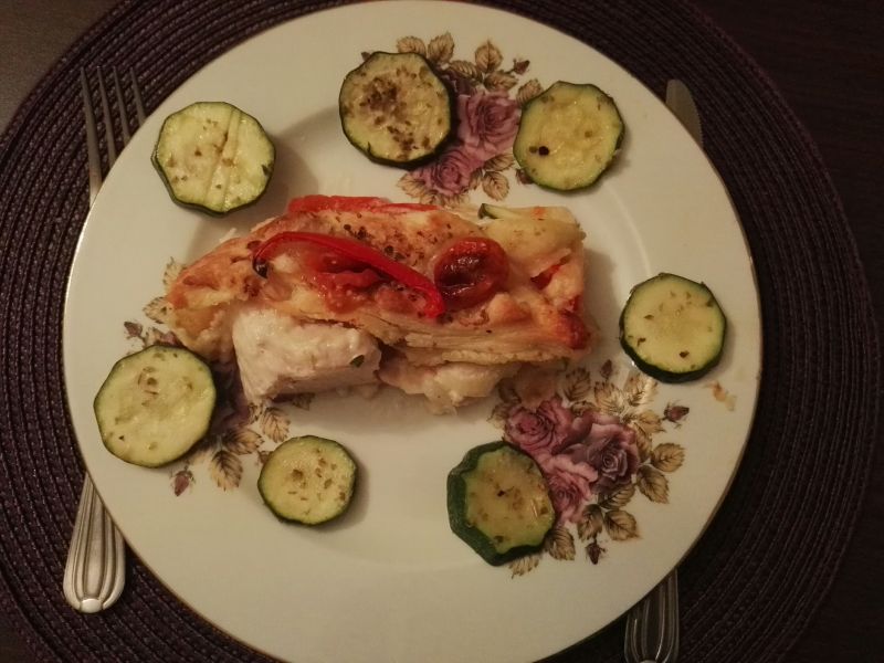 Kurczak w sosie chili w cieście francuskim Kurczak w sosie chili w cieście francuskim