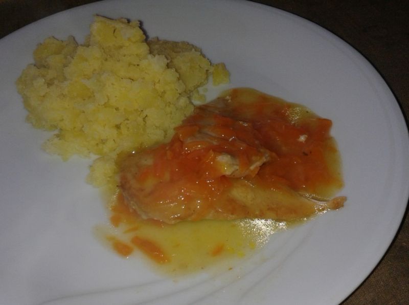 Kurczak w sosie curry-marchwiowym Kurczak w sosie curry-marchwiowym