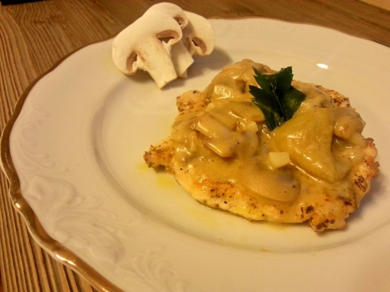 Kurczak w sosie pieczarkowym