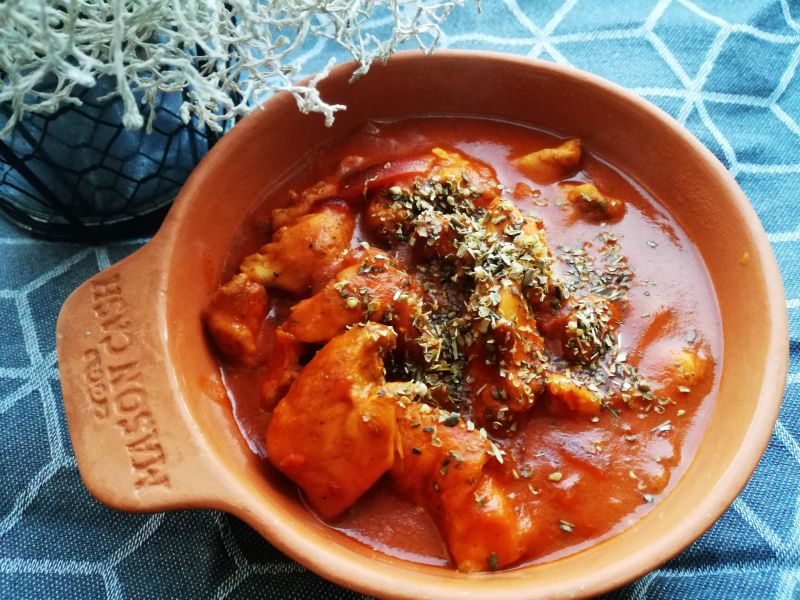 Kurczak w sosie pomidorowo kokosowym Kurczak w sosie pomidorowo kokosowym