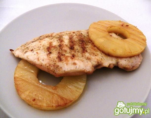 Kurczak z ananasem z patelni grillowej