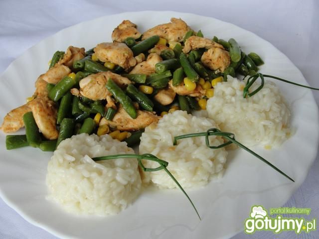 Kurczak z fasolką szparagową