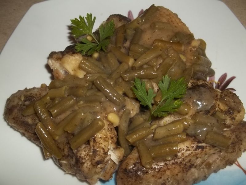 Kurczak z fasolką szparagową Kurczak z fasolką szparagową