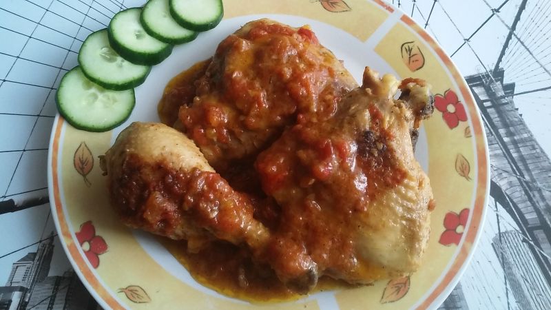 Kurczak z pomidorami 