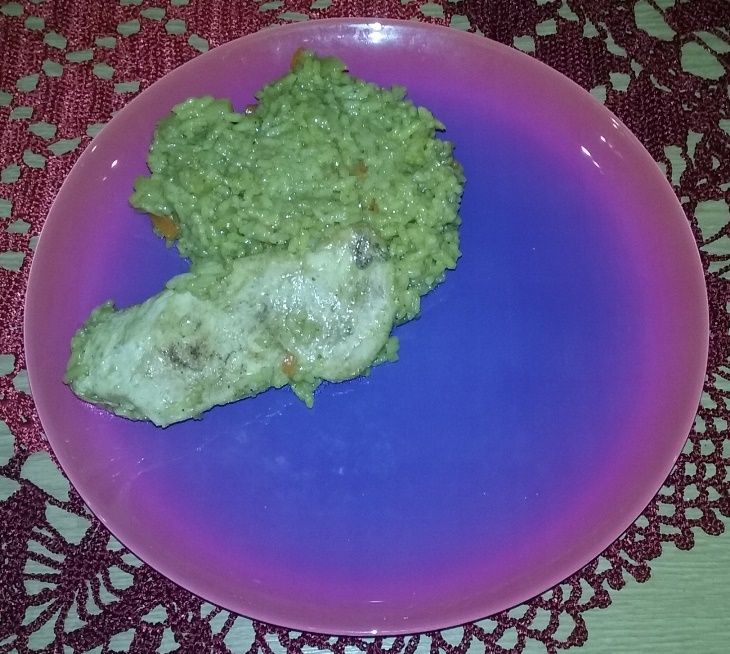 Kurczak z ryżem i warzywami Kurczak z ryżem i warzywami