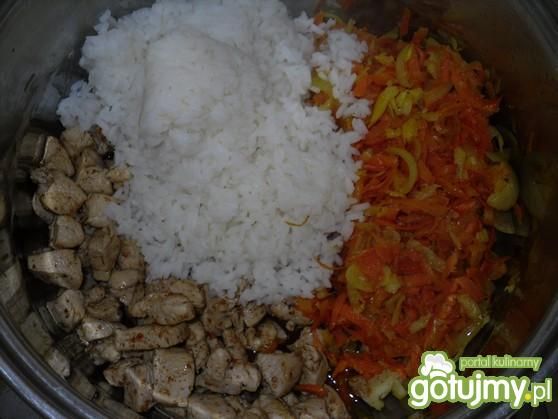 Kurczak z ryżem i warzywami Mysiuni